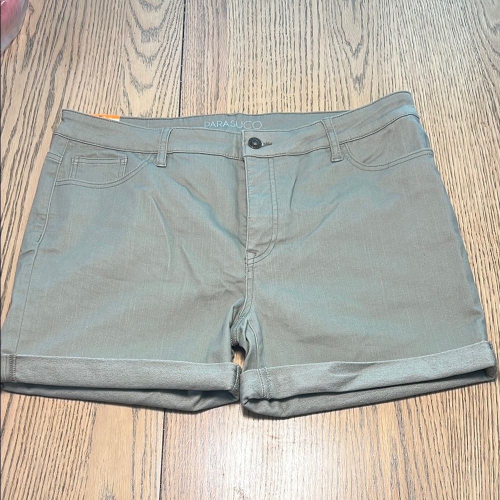 Parasuco Women's Tan Shorts